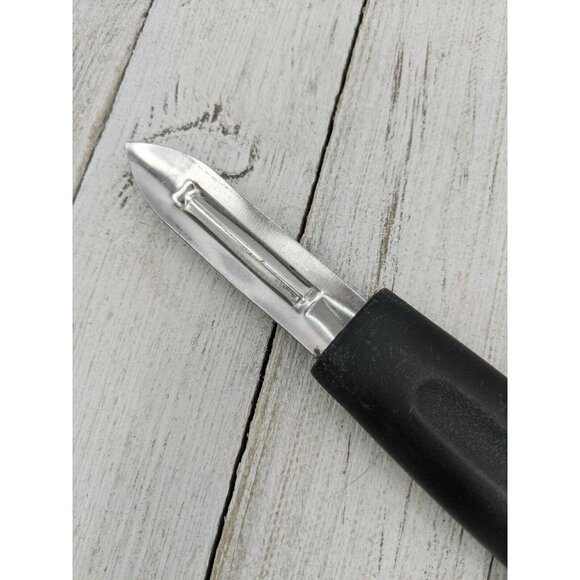 Vegetable Peeler Peeling 7" Stainless Steel 2 1/2" Blade Black Handle - Picture 3 of 7